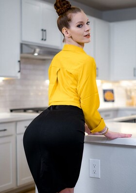 Трахнутая задница мачехи